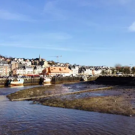 La Maison Bleue, Authentique Et Charmante Maison De Pecheur *